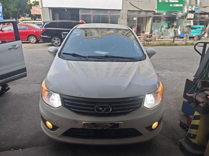 C3 2015 1.5L AMT photo 2