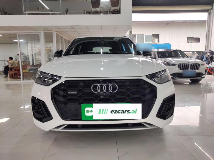 Q5L 2024 40 TFSI Luxury Dynamic photo 2