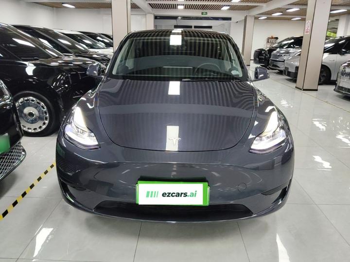 Model Y 2022 Facelift RWD photo 2