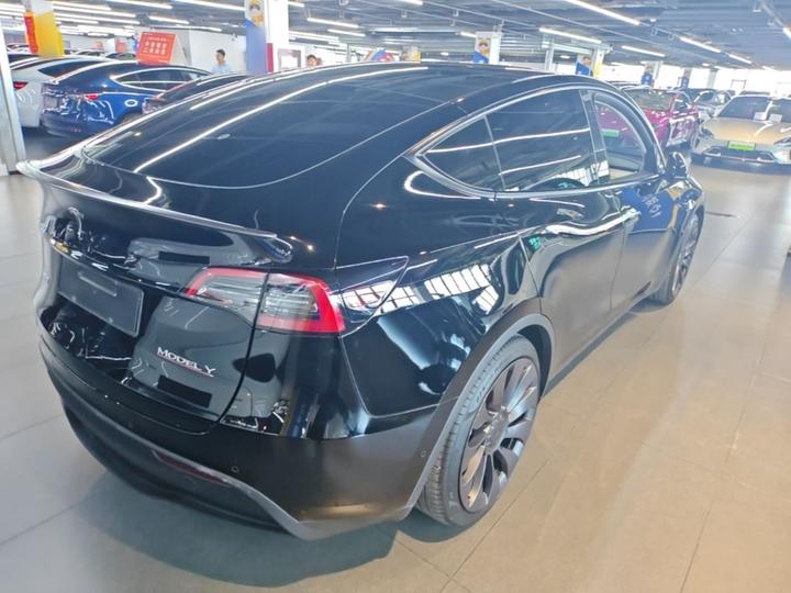 Model Y 2023 Performance AWD photo 4