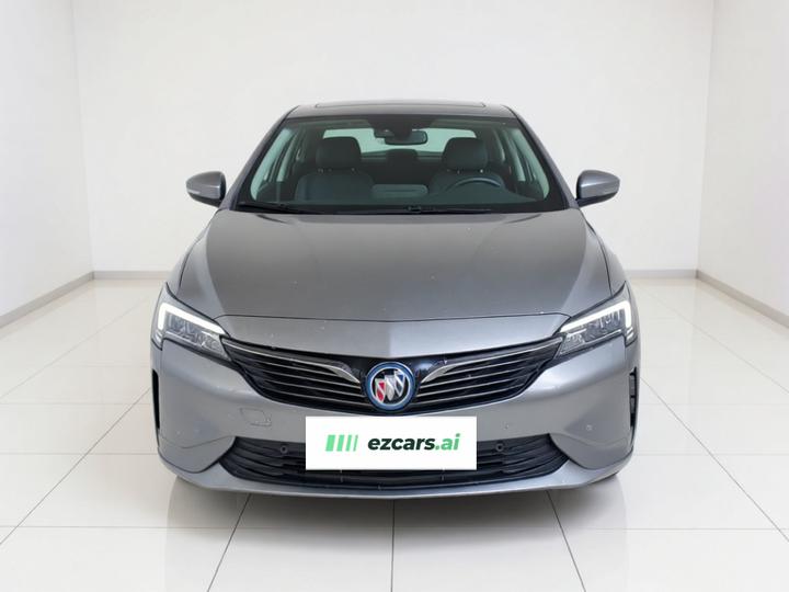 6 2020 PHEV photo 2
