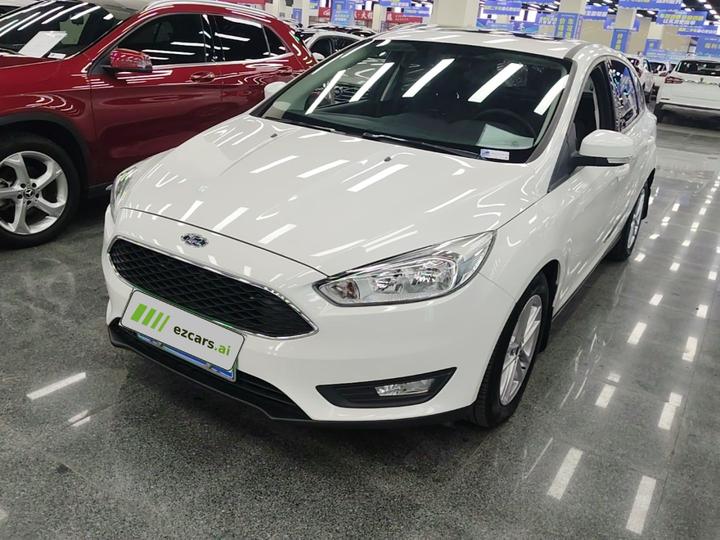Focus 2018 Hatchback Classic 1.6L AT Fashion