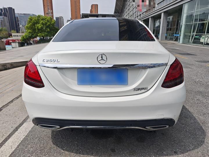 C-Class 2020 Facelift C 260 L Sport photo 3