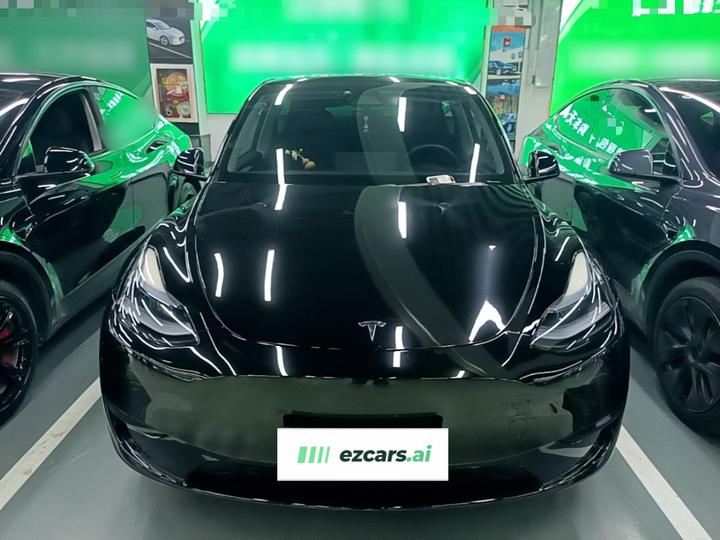 Model Y 2024 RWD photo 2