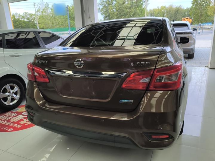 Sylphy 2018 1.6XV CVT Exclusive photo 5