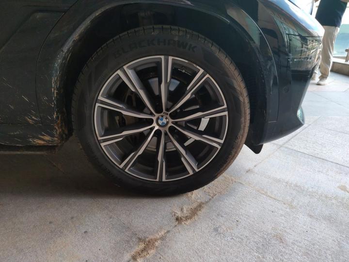 X6 2021 xDrive40i M Sport Package photo 8