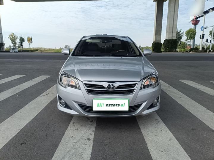 2013 1.6L AT Excellence photo 2
