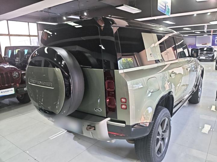 Defender 2023 Facelift 110 3.0T P400 X-DYNAMIC HSE photo 4