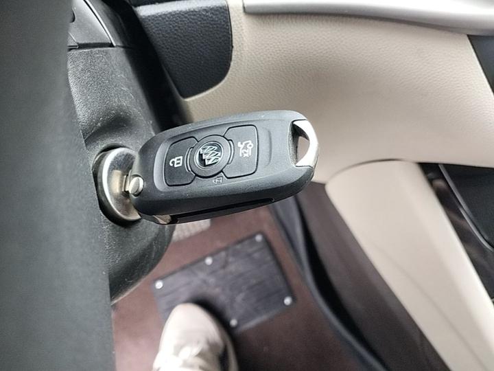 Verano 2015 Sedan 15S AT Leading photo 8