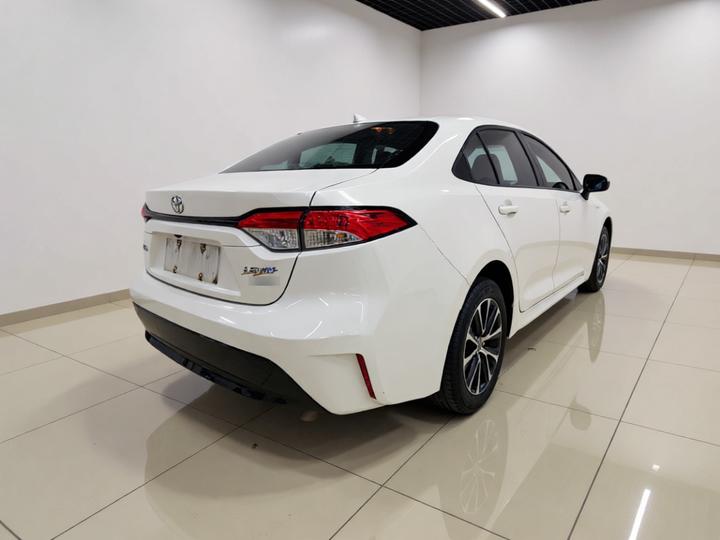 Levin 2023 185T CVT Luxury photo 6