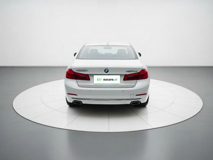 5 Series EV 2020 Upgraded 530Le Luxury photo 5