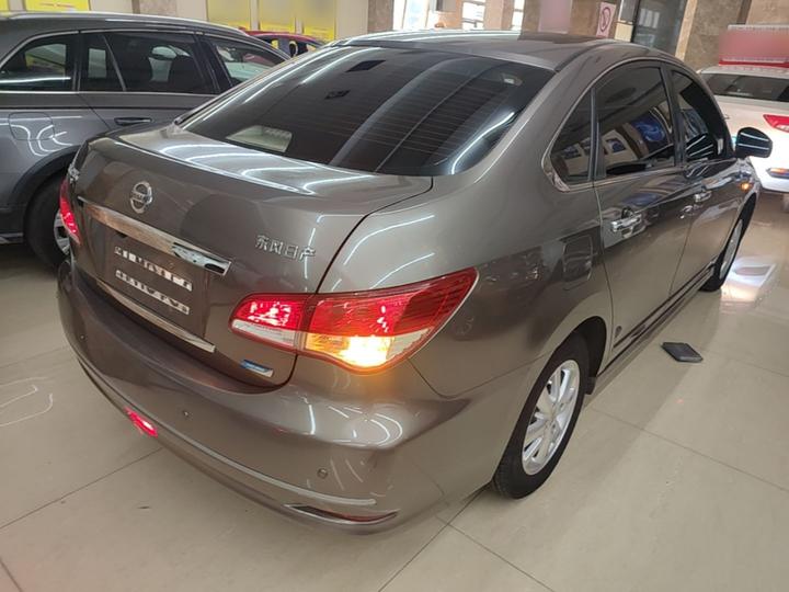Sylphy 2016 Classic 1.6XE MT Leading photo 4