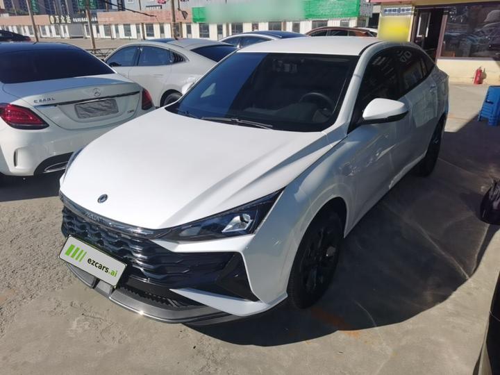 Yixuan 2025 1.5L AT Luxury