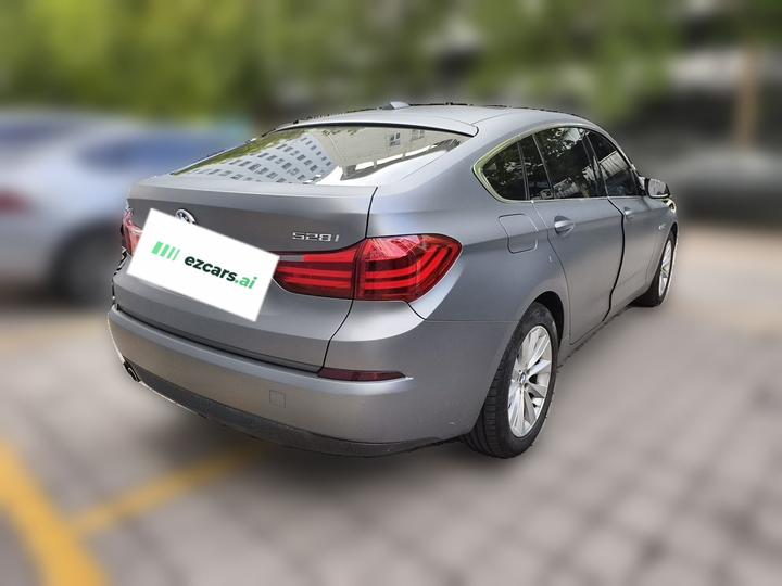 5 SeriesGT 2015 528i Leading photo 6