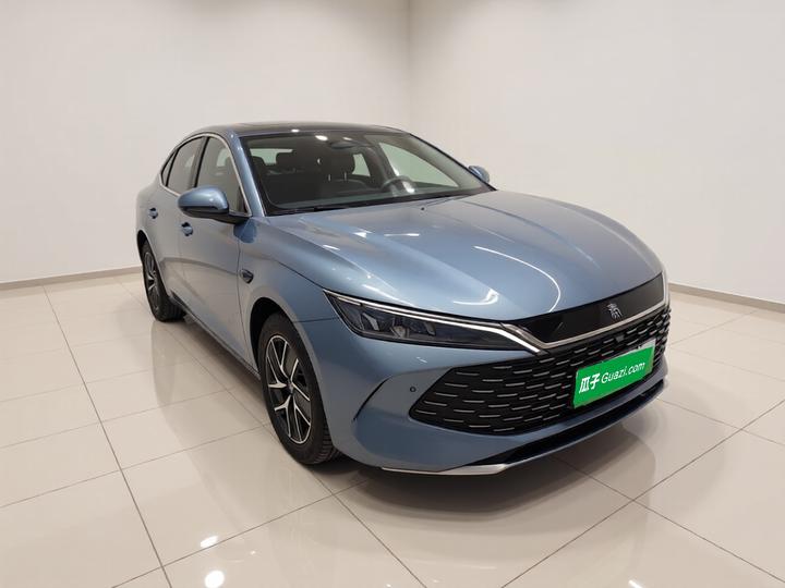 Qin L 2025 DM-i ADAS 120KM photo 3
