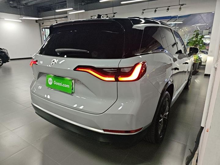 ES8 2020 415KM 6-Seater photo 4