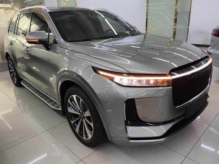 Li Auto ONE 2020 EREV 6-Seater photo 3