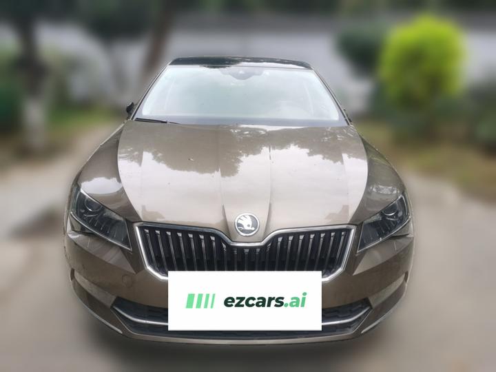 Superb 2016 TSI330 DSG photo 2