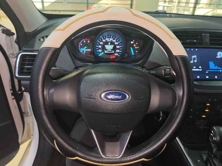 Escort 2019 Facelift 1.5L AT China VI photo 6