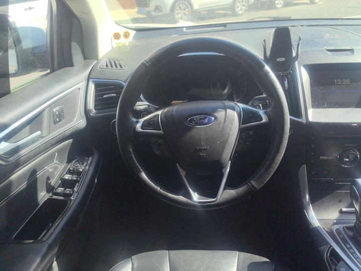 Edge 2015 2.7T GTDi AWD 7-Seater photo 7