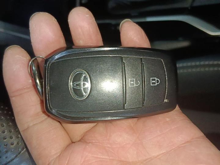 Frontlander 2022 2.0L CVT Luxury photo 8