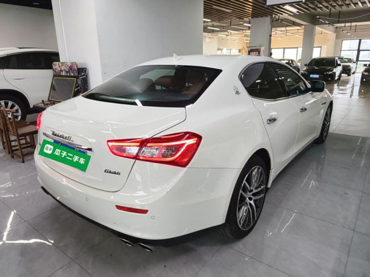 Ghibli 2014 3.0T Standard photo 4