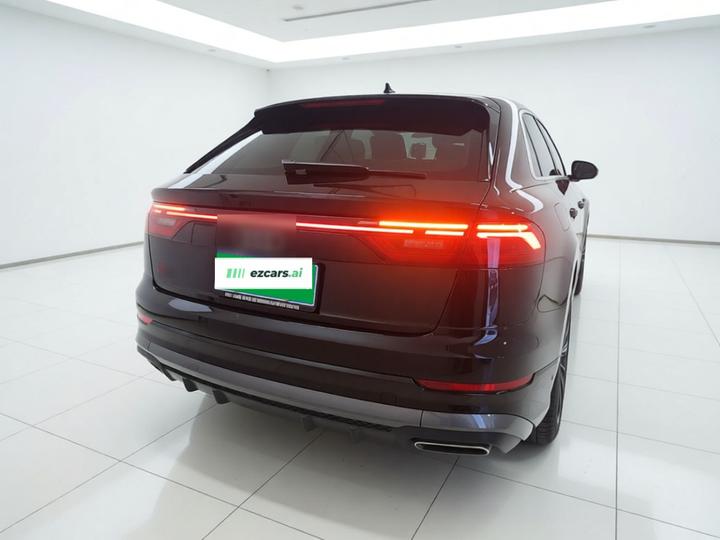 Q8 2024 55 TFSI Luxury Dynamic photo 3