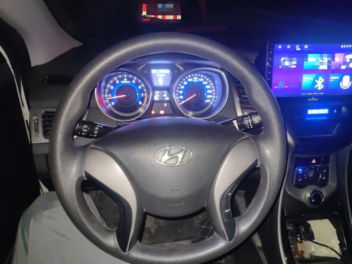 Elantra 2012 1.6L MT Leading photo 7