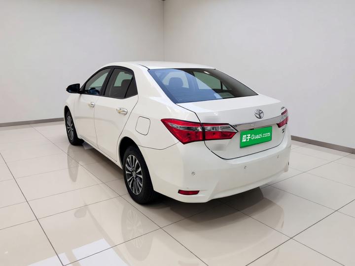 Corolla 2017 Facelift 1.2T S-CVT GL photo 4