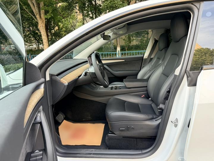 Model Y 2021 Long Range AWD 3D7 photo 6
