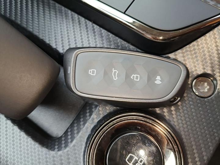 EV 2023 Hi4 145 Explorer photo 8