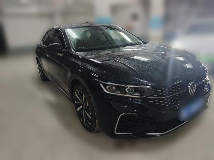 Passat 2022 330TSI Luxury photo 3