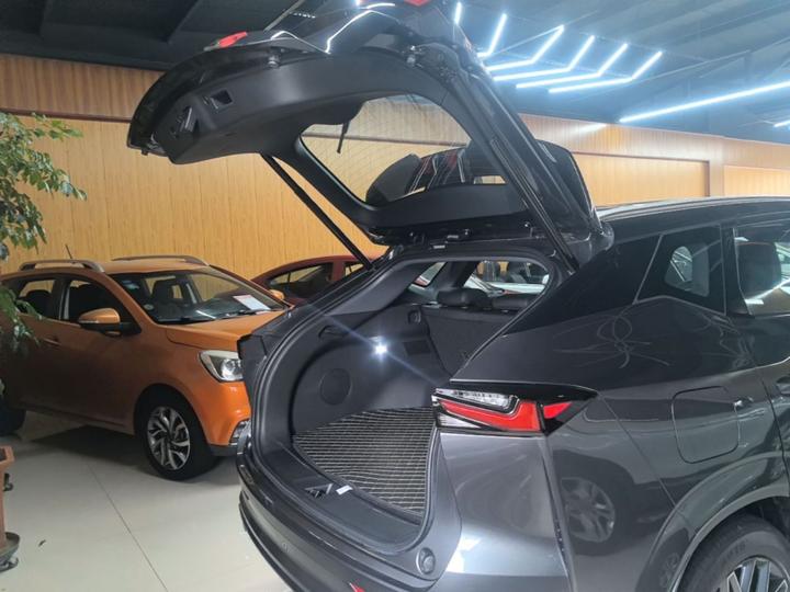 Oshan Z6 EV 2023 iDD 150KM Flagship PLUS photo 4