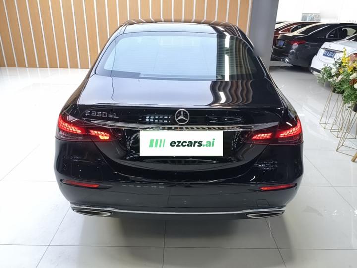 E-Class EV 2022 Facelift E 350 e L PHEV photo 3