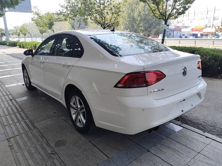 Lamando 2017 230TSI DSG photo 4