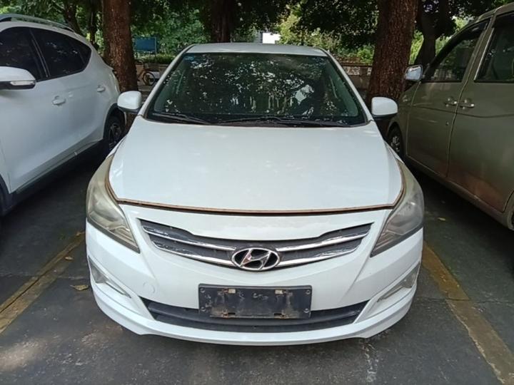 Verna 2016 1.4L MT Smart GLS photo 2
