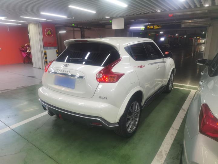 ESQ 2014 1.6L photo 4