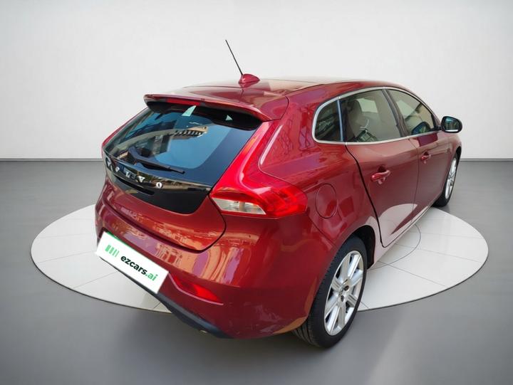 V40 2018 T3 photo 4
