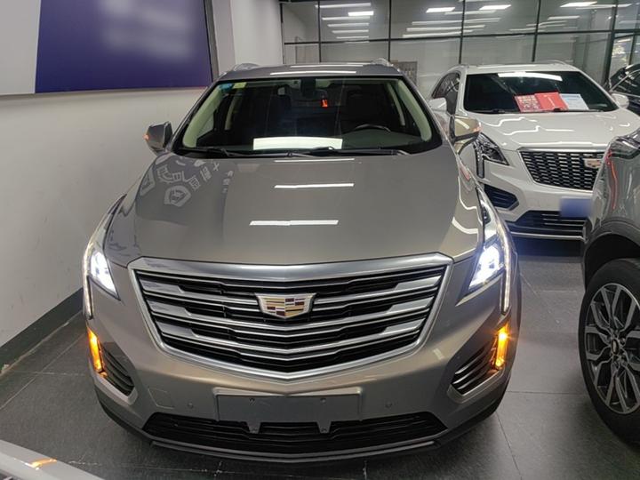 XT5 2018 25T Luxury photo 2