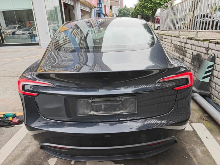 Model 3 2025 RWD photo 5