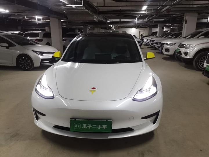 Model 3 2022 RWD photo 2