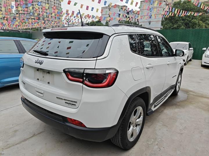 Compass 2019 200T AT photo 4