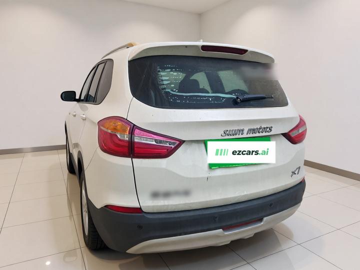 SWM X7 2020 2.0L MT Champion 7-Seater photo 4