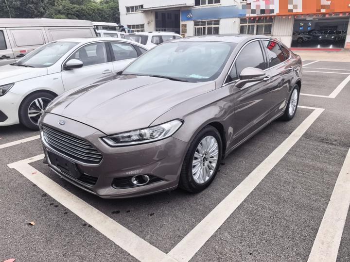 Mondeo 2013 2.0L GTDi200 Fashion