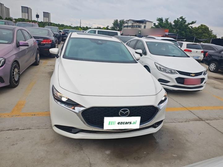 3 Axela 2022 2.0L AT photo 2