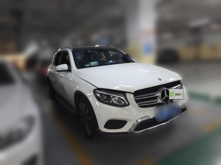 GLC 2017 GLC 200 4MATIC photo 3