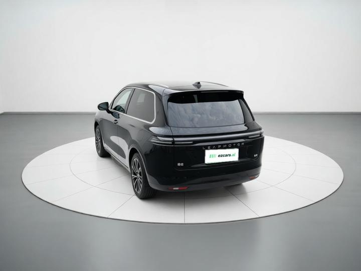 Leapmotor C16 2026 EREV 280 LiDAR 6-Seater photo 5
