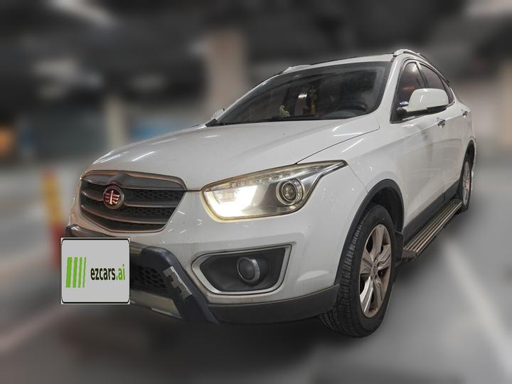 Bestune X80 2015 2.0L AT Luxury
