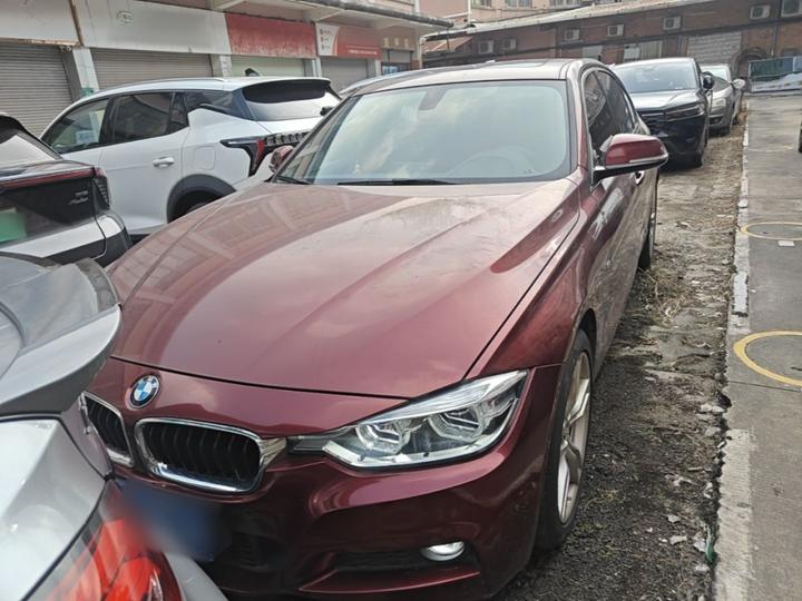 3 Series 2018 320i M Sport Package photo 2
