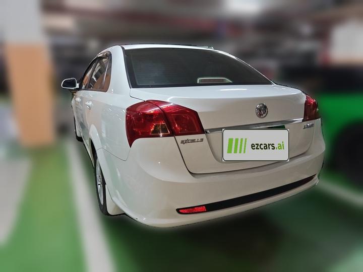 Excelle 2015 1.5L AT Classic photo 4